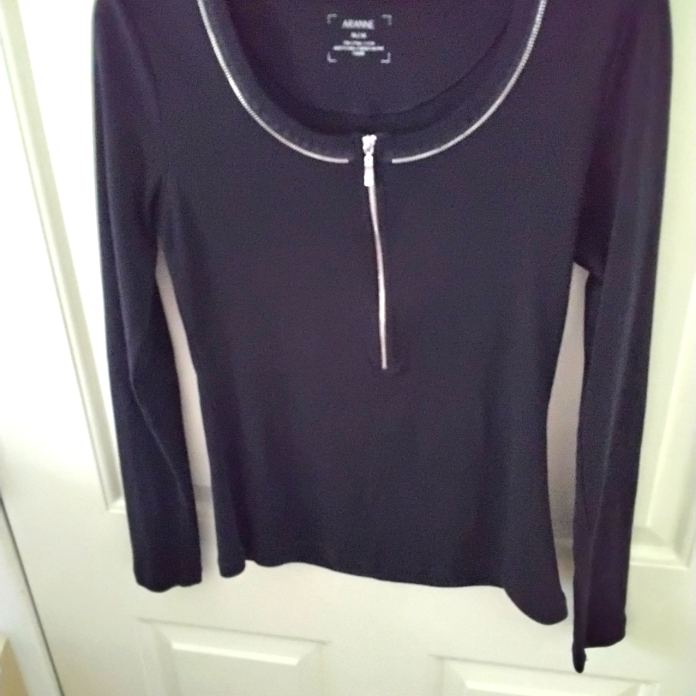 Arianne Half Zip Long Sleeve Black T-Shirt Medium
